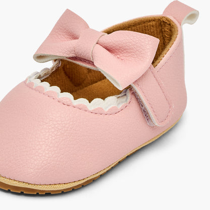 Juniors Mary Jane Shoes with Bow Accent