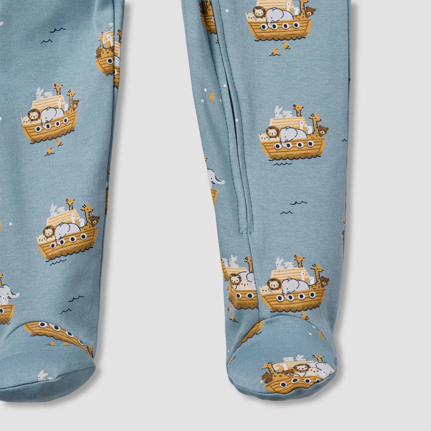 Juniors Cotton Round Neck Long Sleeves Sleepsuit with Print