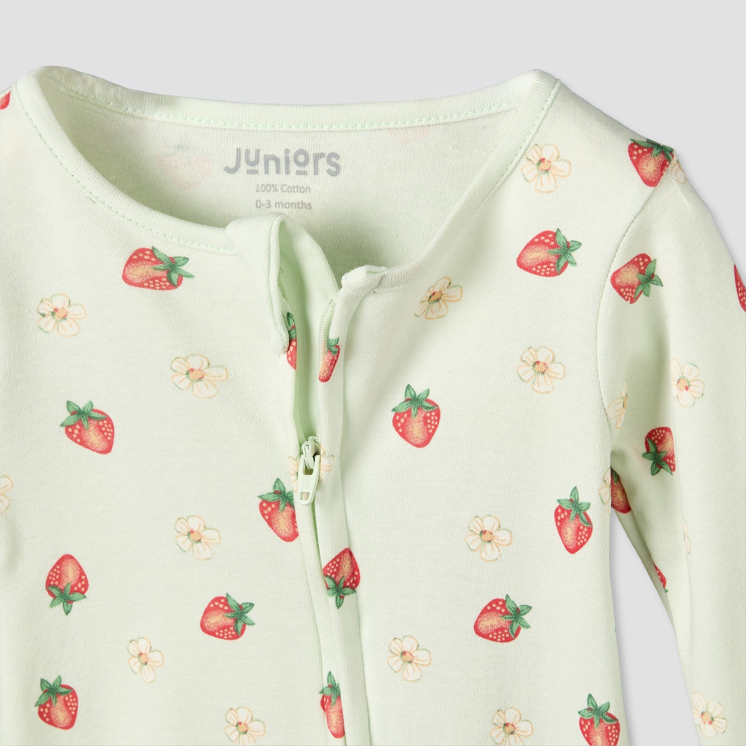 Juniors Cotton Crew Neck Long Sleeves Sleepsuit with Strawberry Print