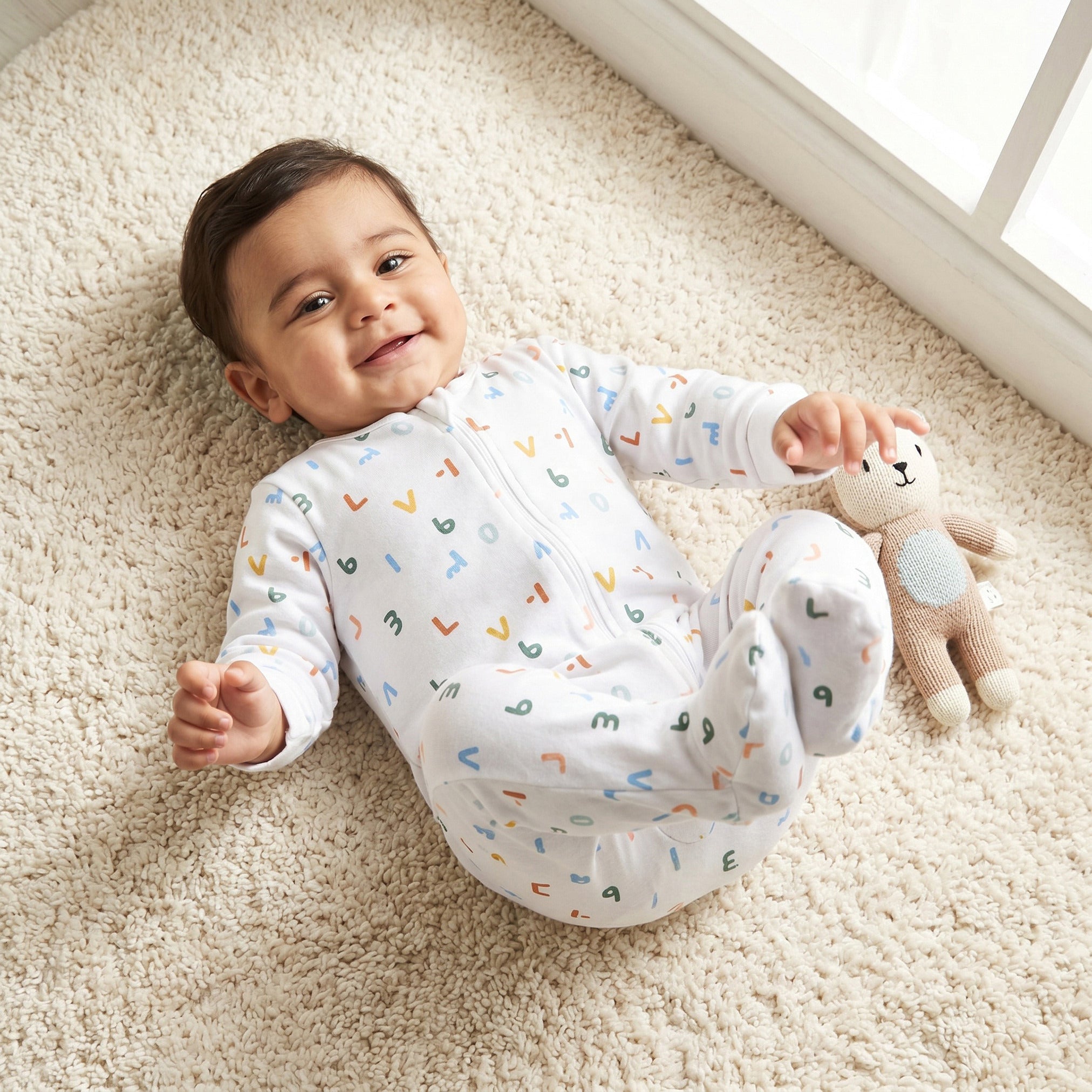 Juniors Cotton Round Neck Long Sleeves Sleepsuit with Alphabet Print - White / 9-12 mths