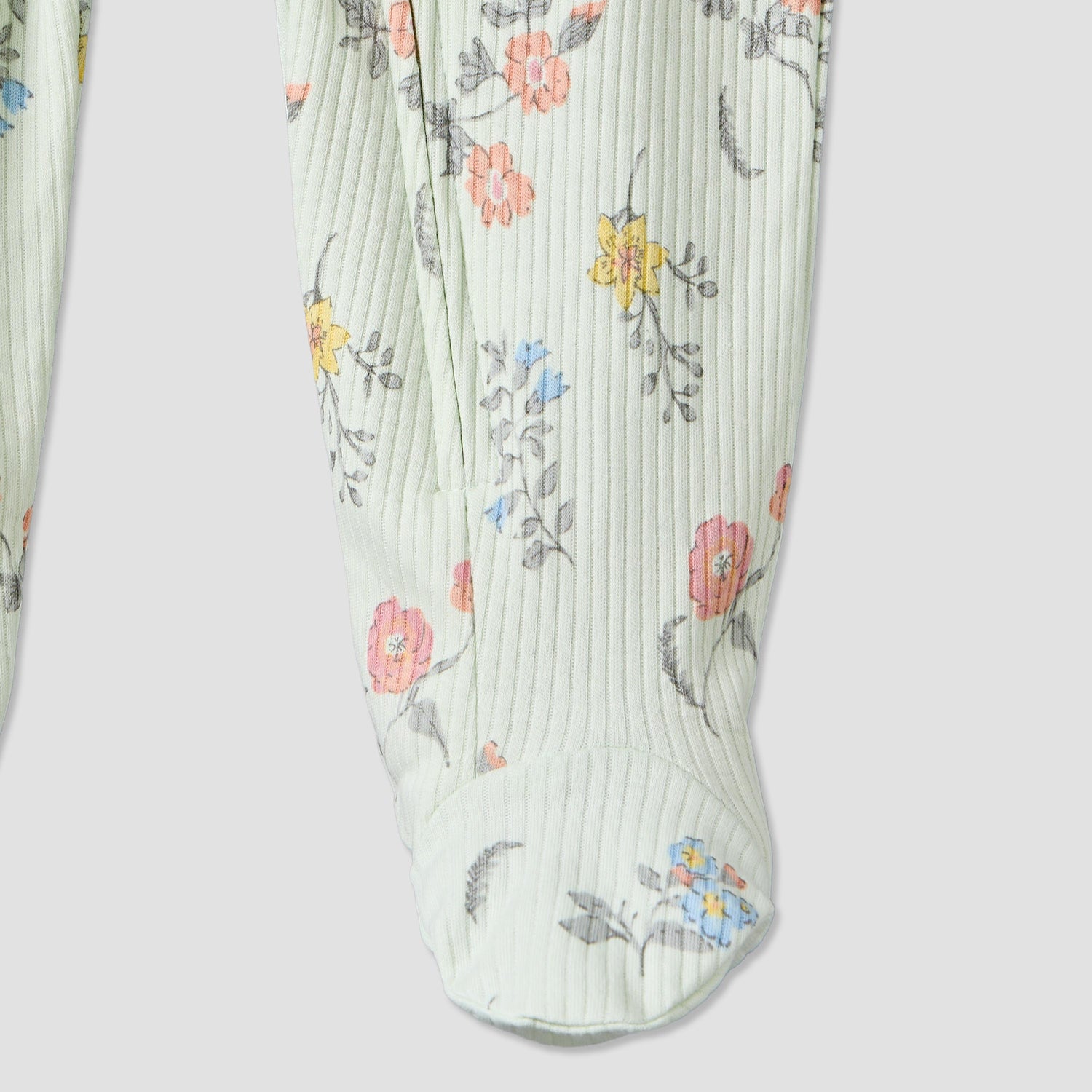 Juniors Cotton Crew Neck Long Sleeves Sleepsuit with Floral Print