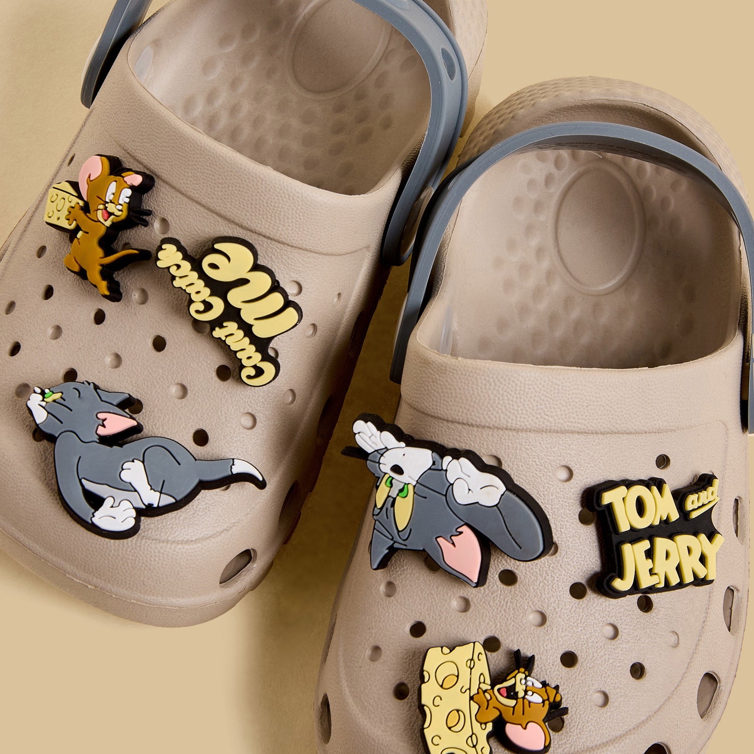 Tom and Jerry Accent Clogs with Backstrap