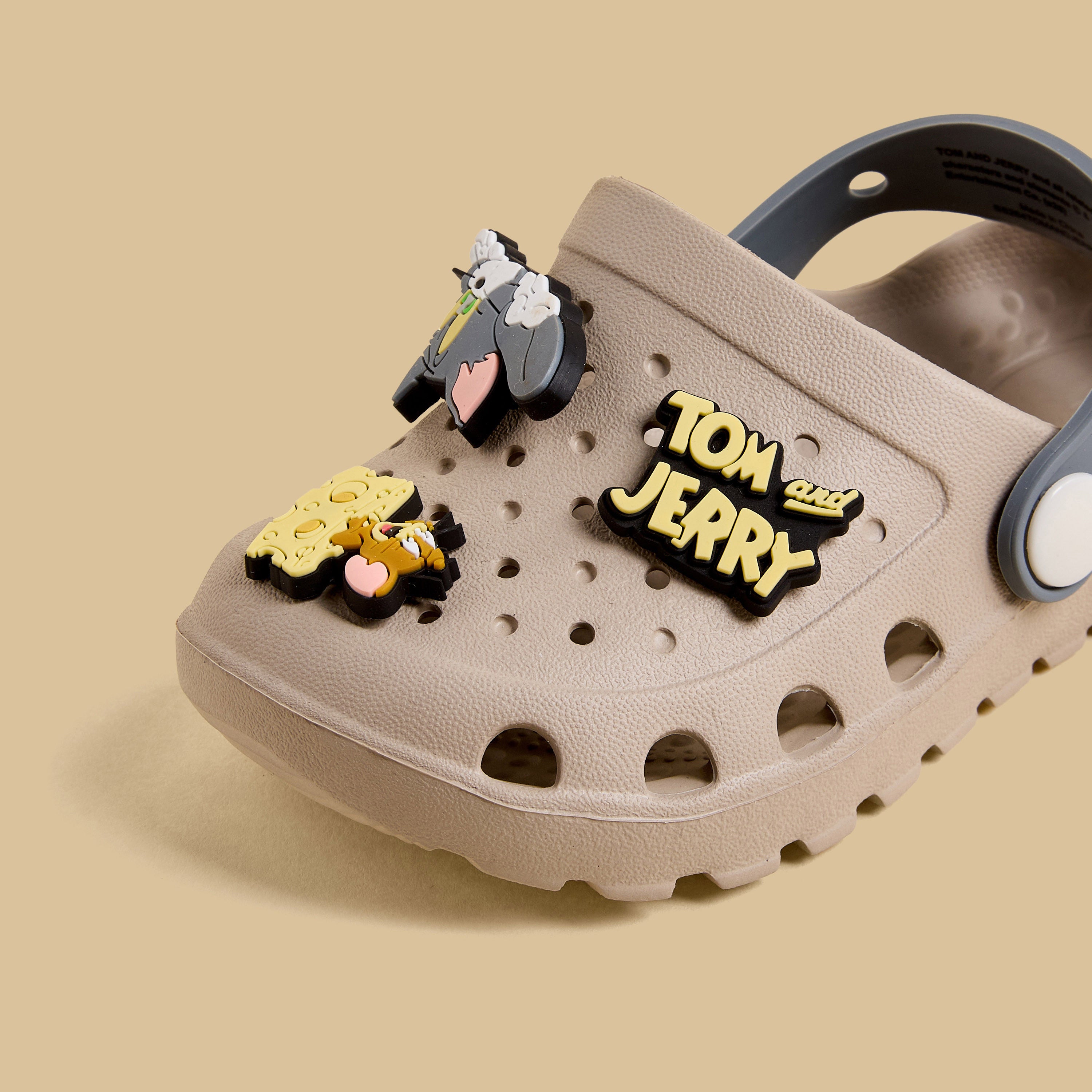 Tom and Jerry Accent Clogs with Backstrap