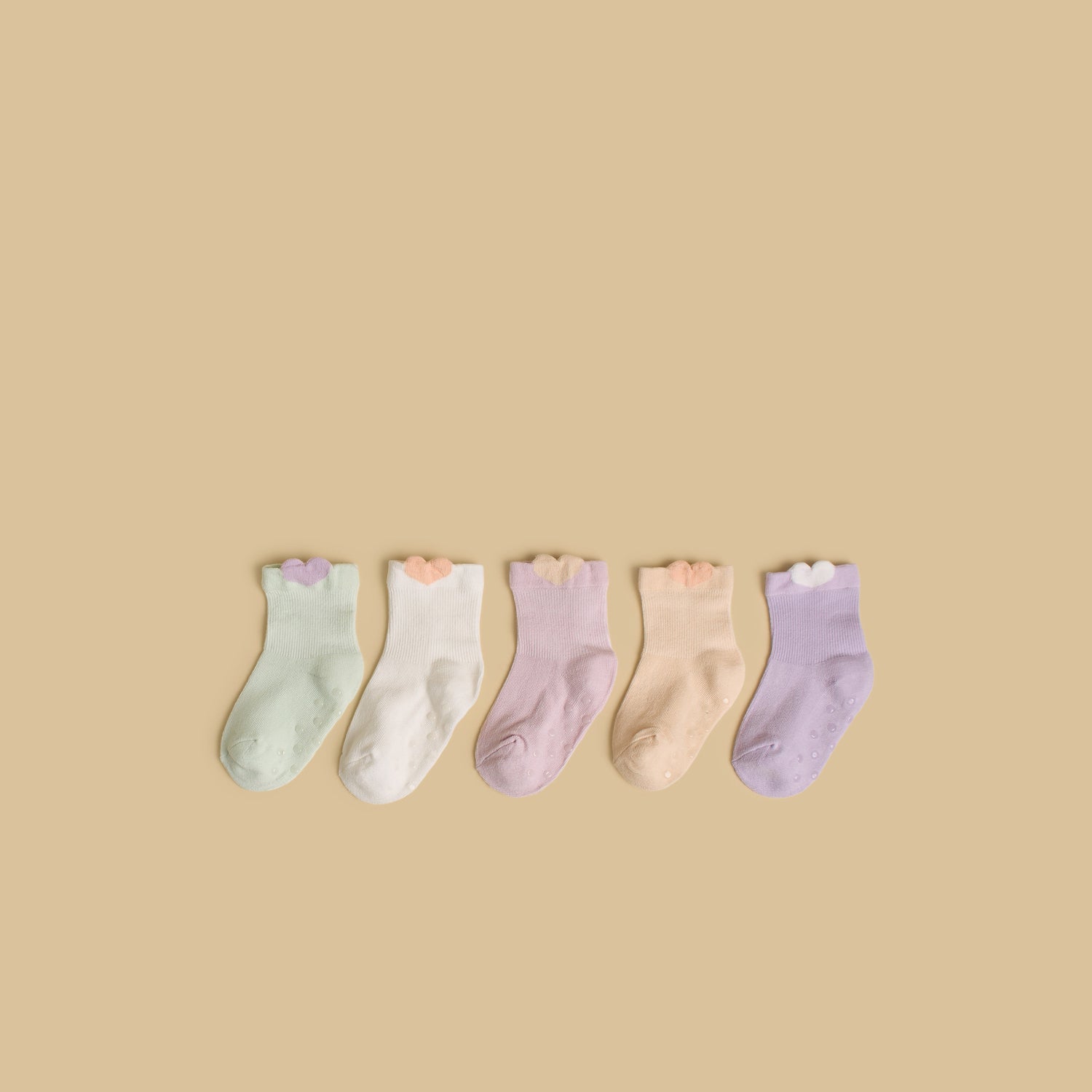 Pack of 5 - Heart Accent Anti-Skid Ankle Length Socks