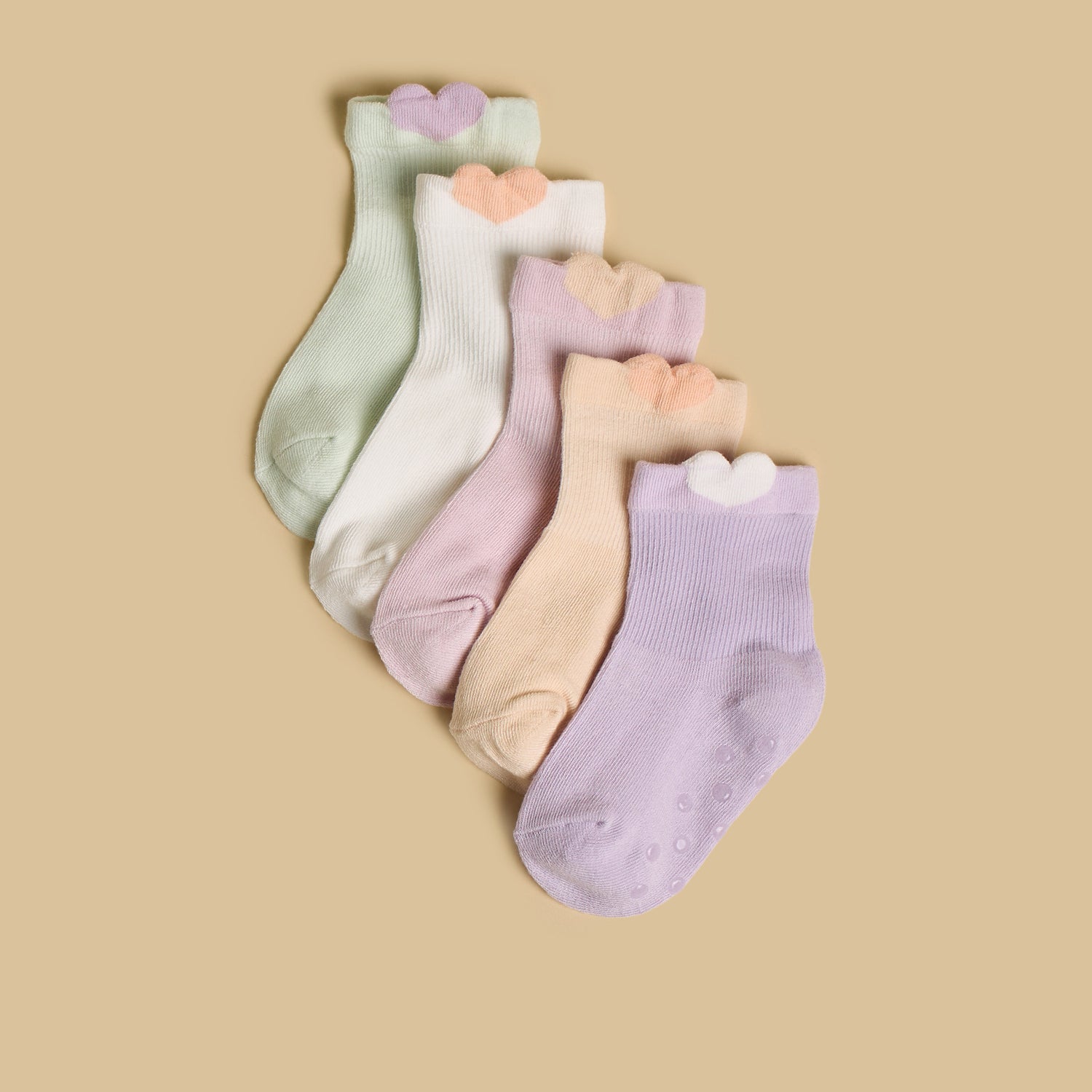 Pack of 5 - Heart Accent Anti-Skid Ankle Length Socks