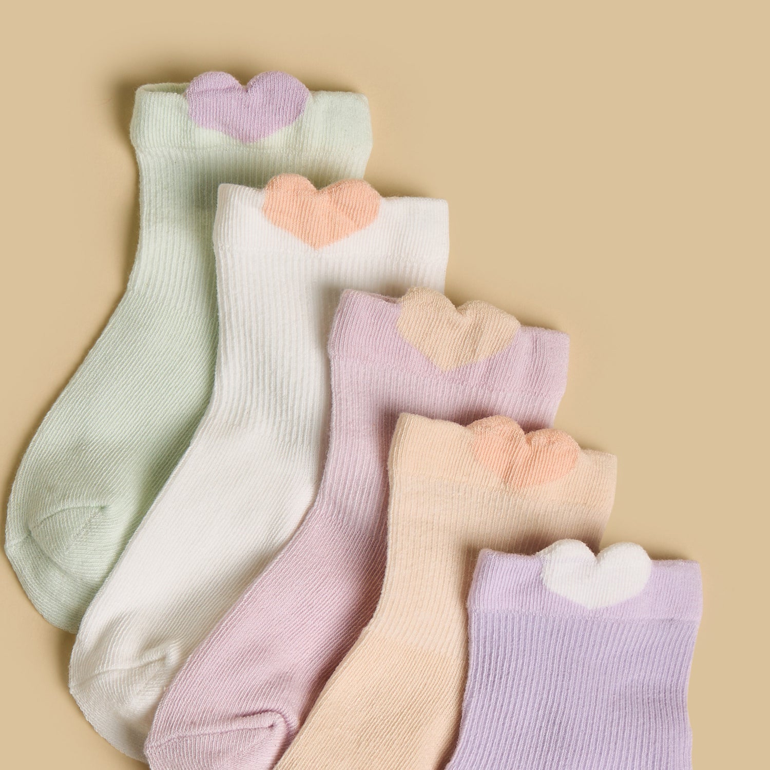 Pack of 5 - Heart Accent Anti-Skid Ankle Length Socks