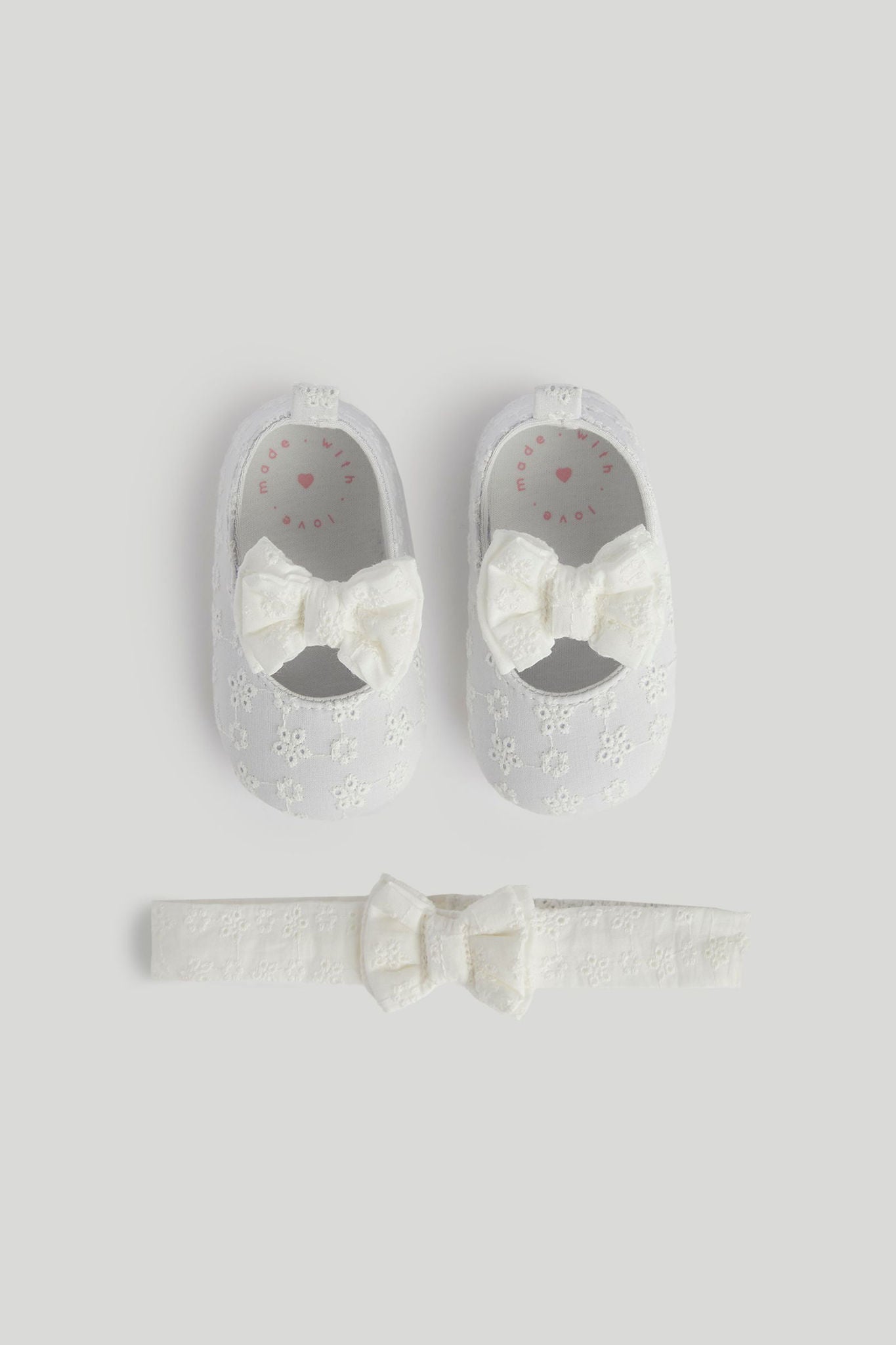 White Broderie Pram Shoes and Headband - White / 9-12 Months