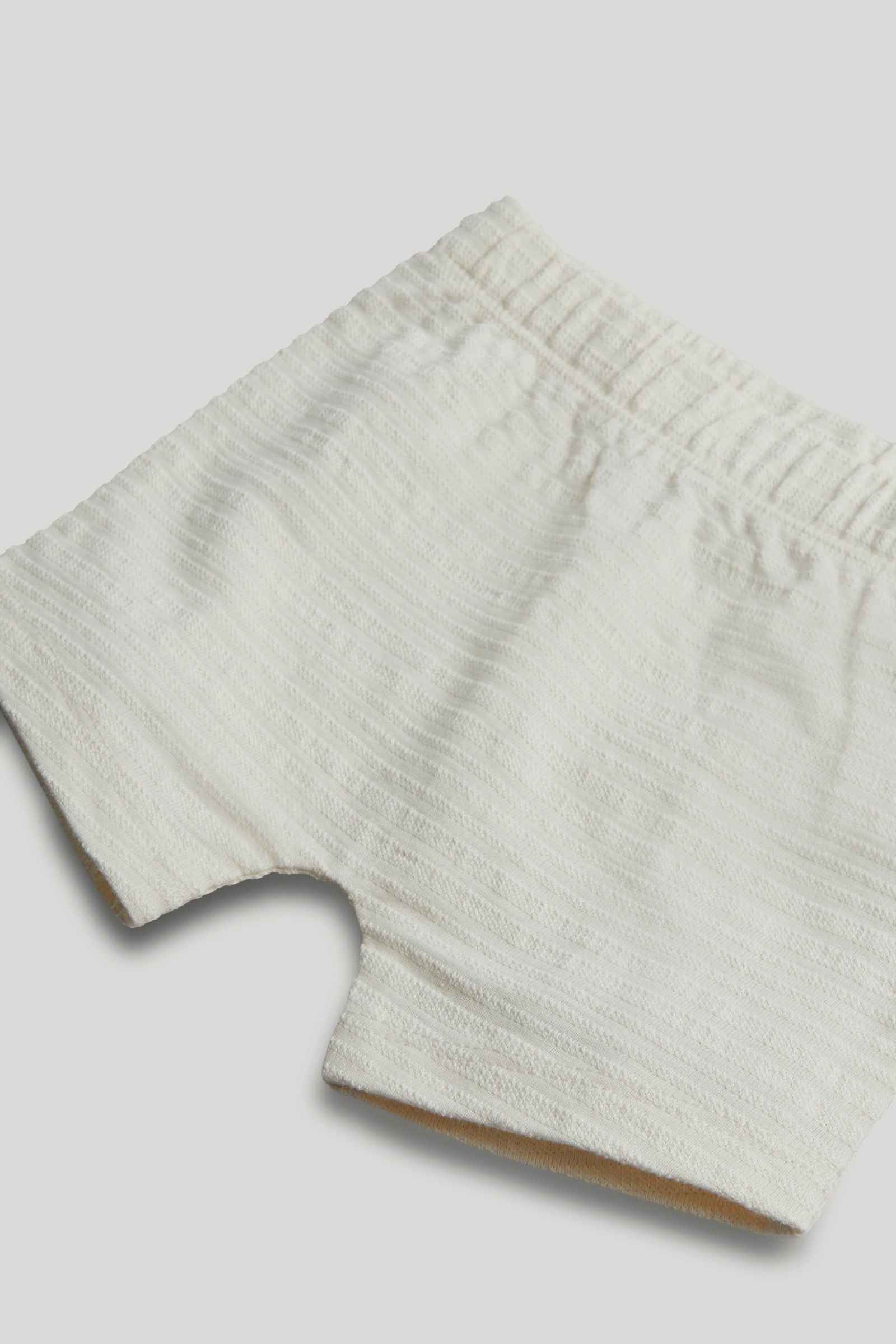 Cream T-Shirt and Shorts Outfit