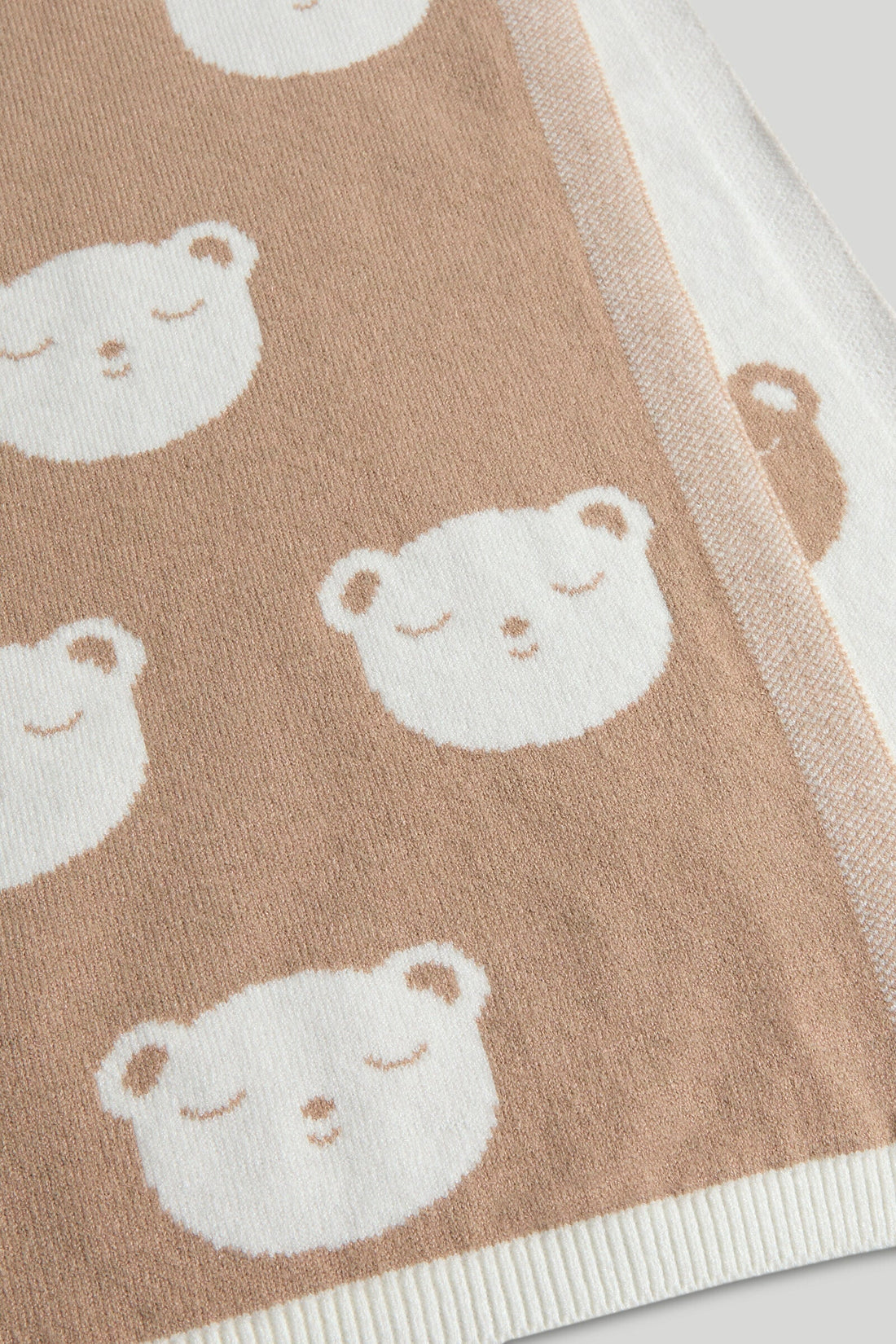 Bear Knitted Shawl