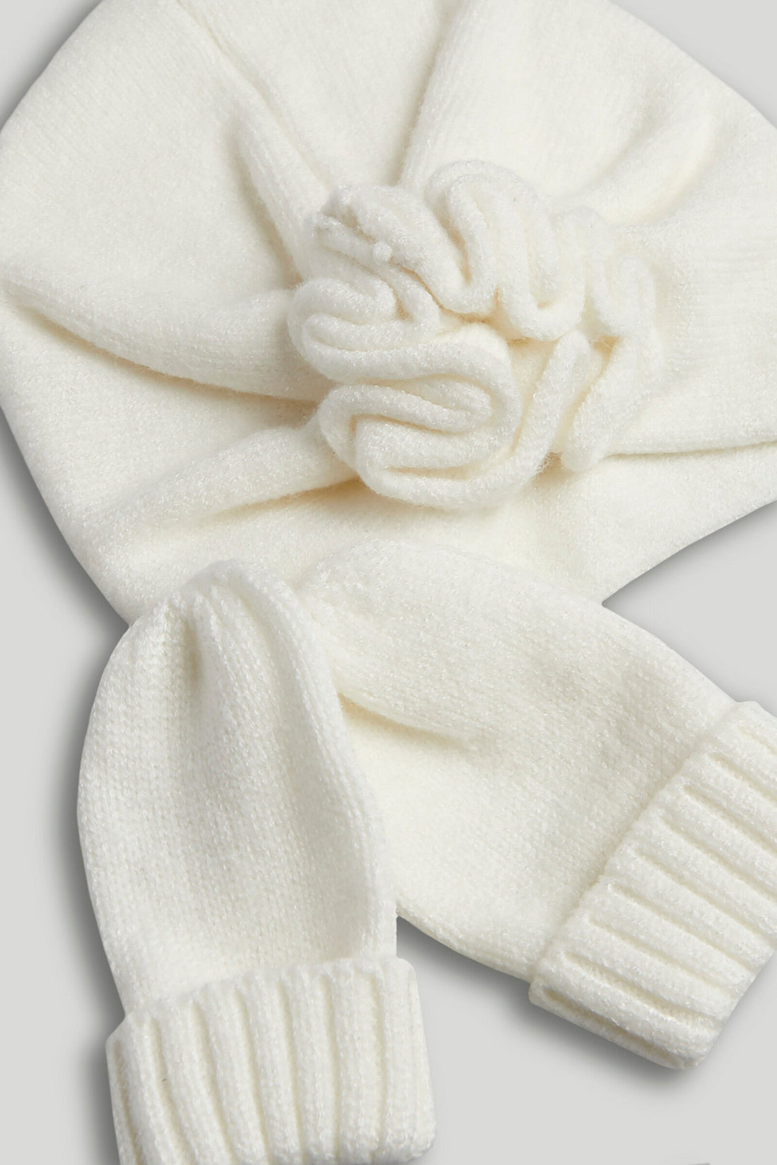 Cream Hat and Mittens Set