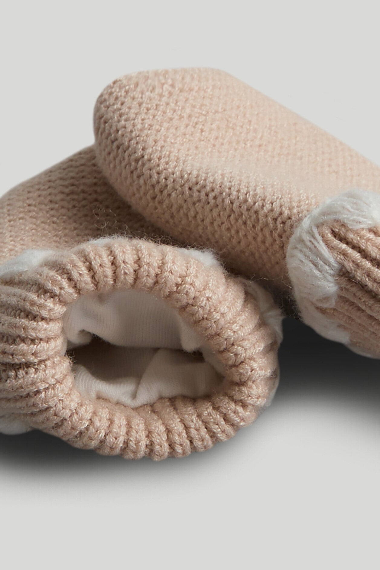 Cream Knitted 4-Piece Knitted Set