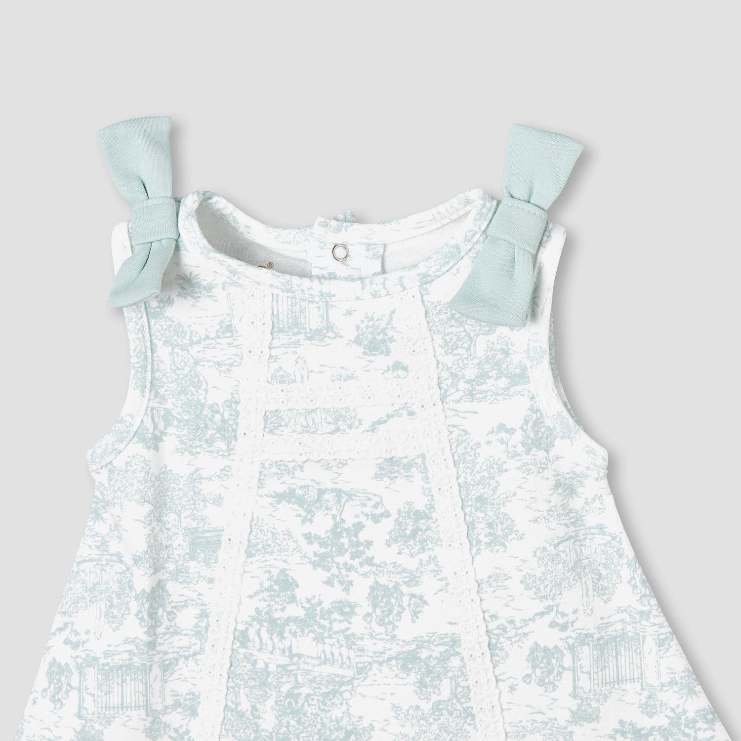 Giggles Round Neck Sleeveless A-line Dress with Bow Applique