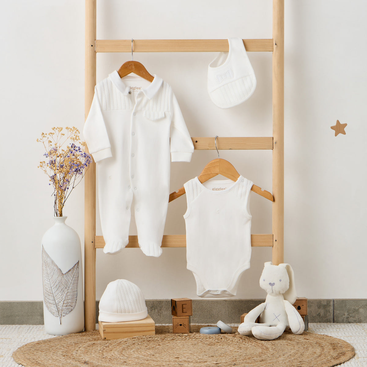 Giggles 4-Piece Boys Gift Set - Cotton - Sleepsuit, Cap, Bodysuit - Textured