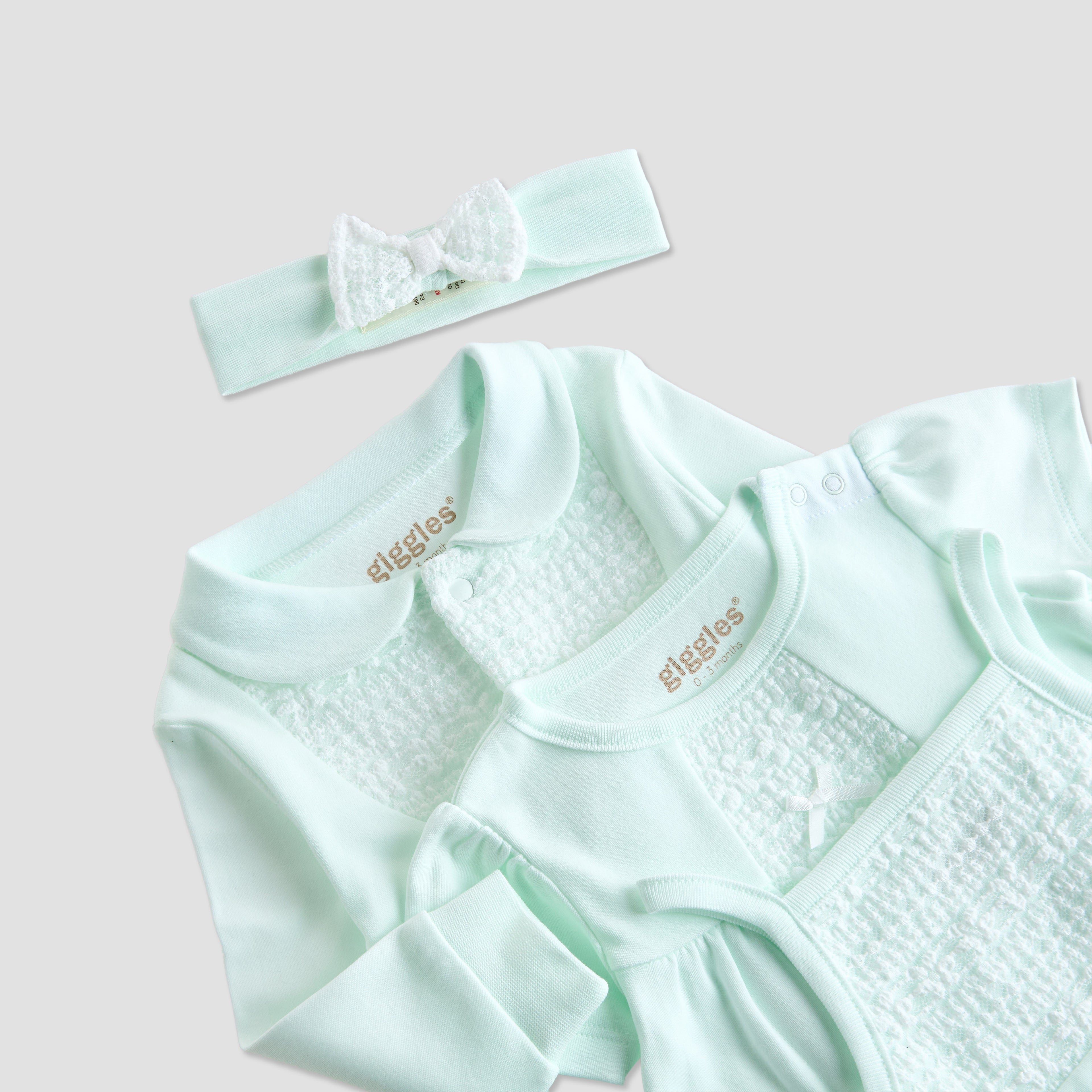 Giggles 4-Piece Girls Gift Set - Cotton - Sleepsuit, Bodysuit, Dress - Lace Detail