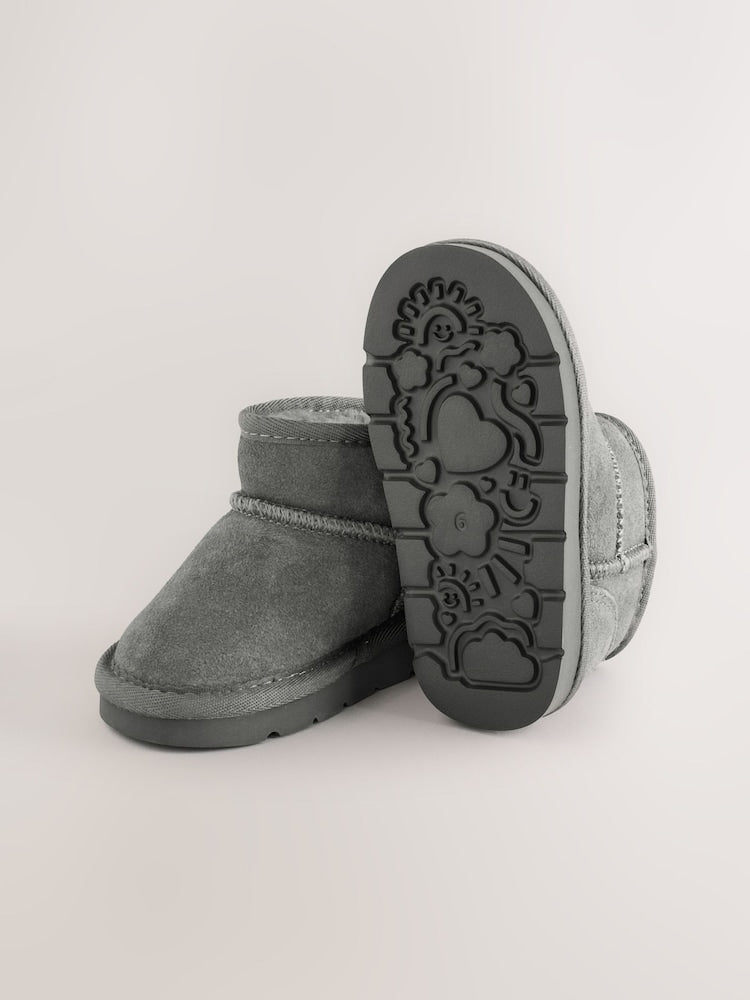 Grey Standard Fit (F) Water Repellent Suede Pull On Boots - Size EU 19 (UK 3)