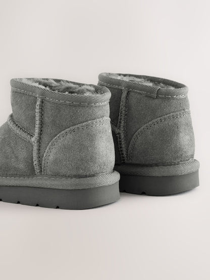 Grey Standard Fit (F) Water Repellent Suede Pull On Boots - Size EU 19 (UK 3)