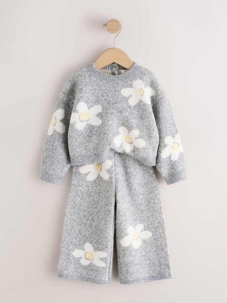 Grey Daisy