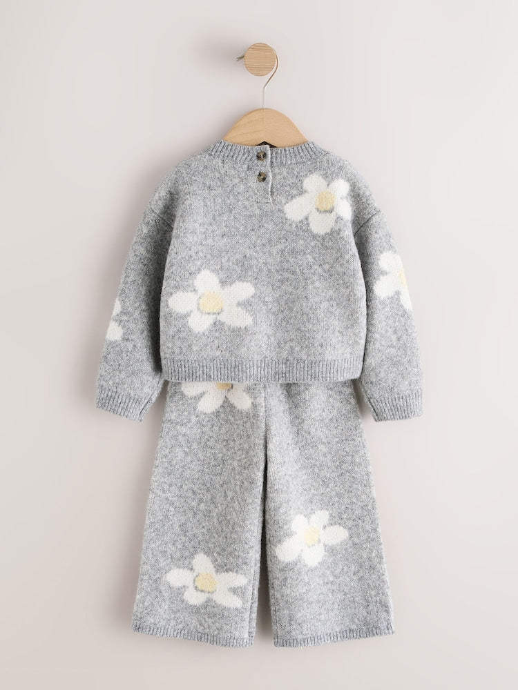 Grey Daisy