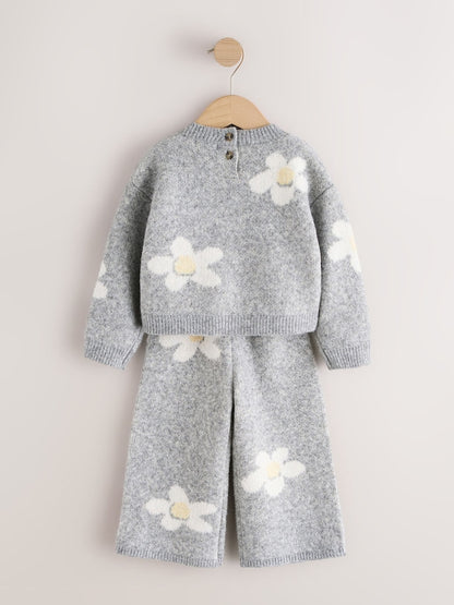 Grey Daisy