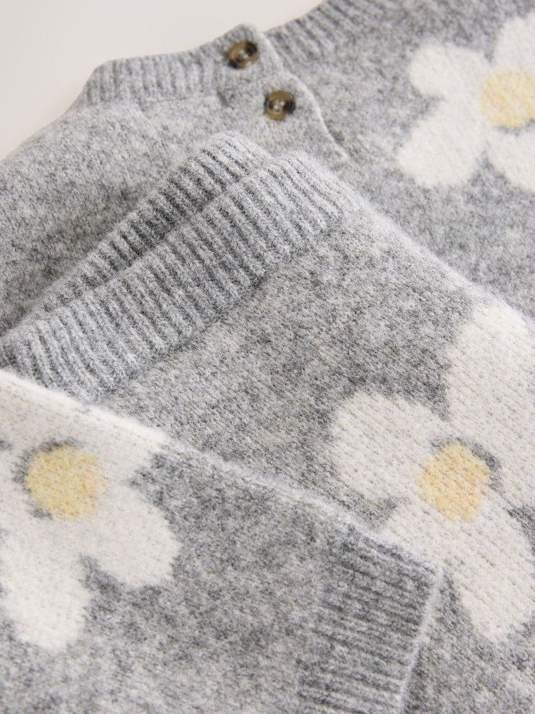 Grey Daisy