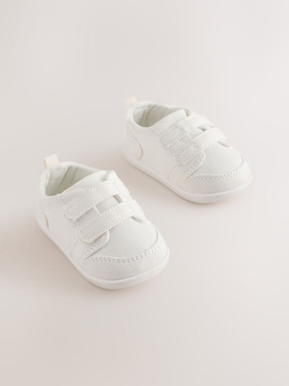 White Touch Fastening Baby Crawler Trainers (0-2mths)