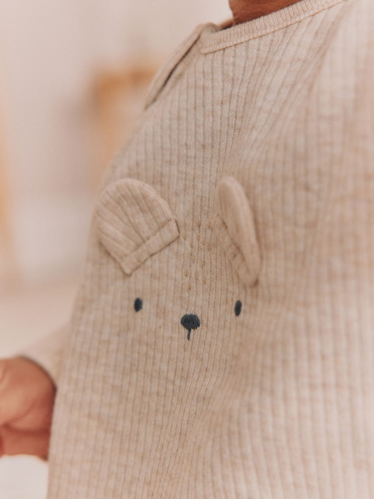 Neutral Bear