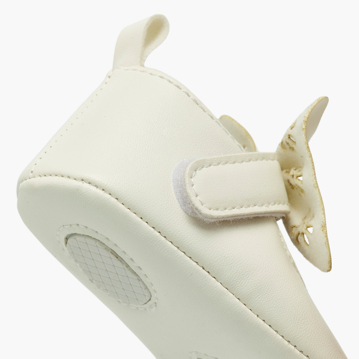 Giggles Booties with Hook and Loop Closure, Cutout Detail