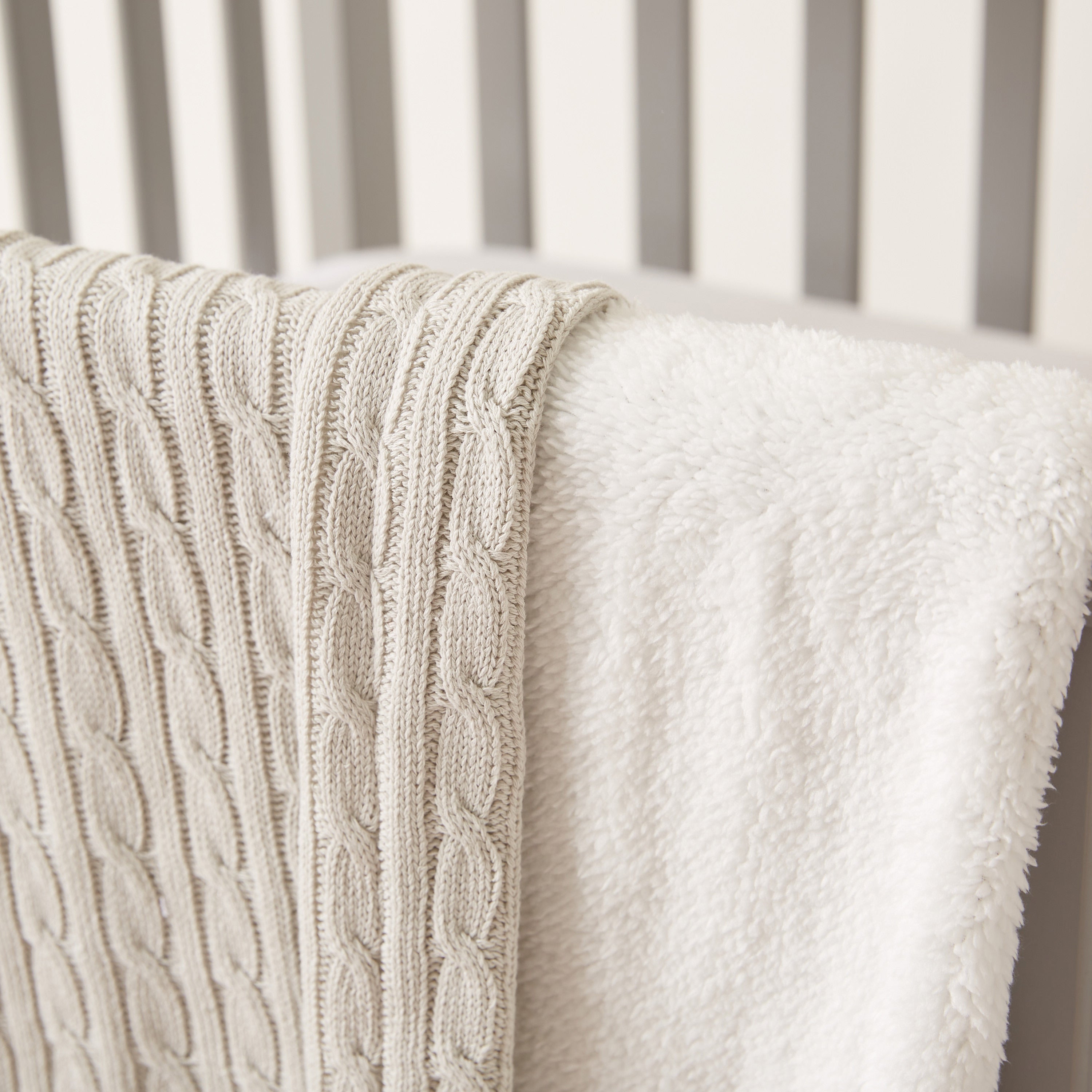 Juniors textured Blanket - 76 x 100 cms