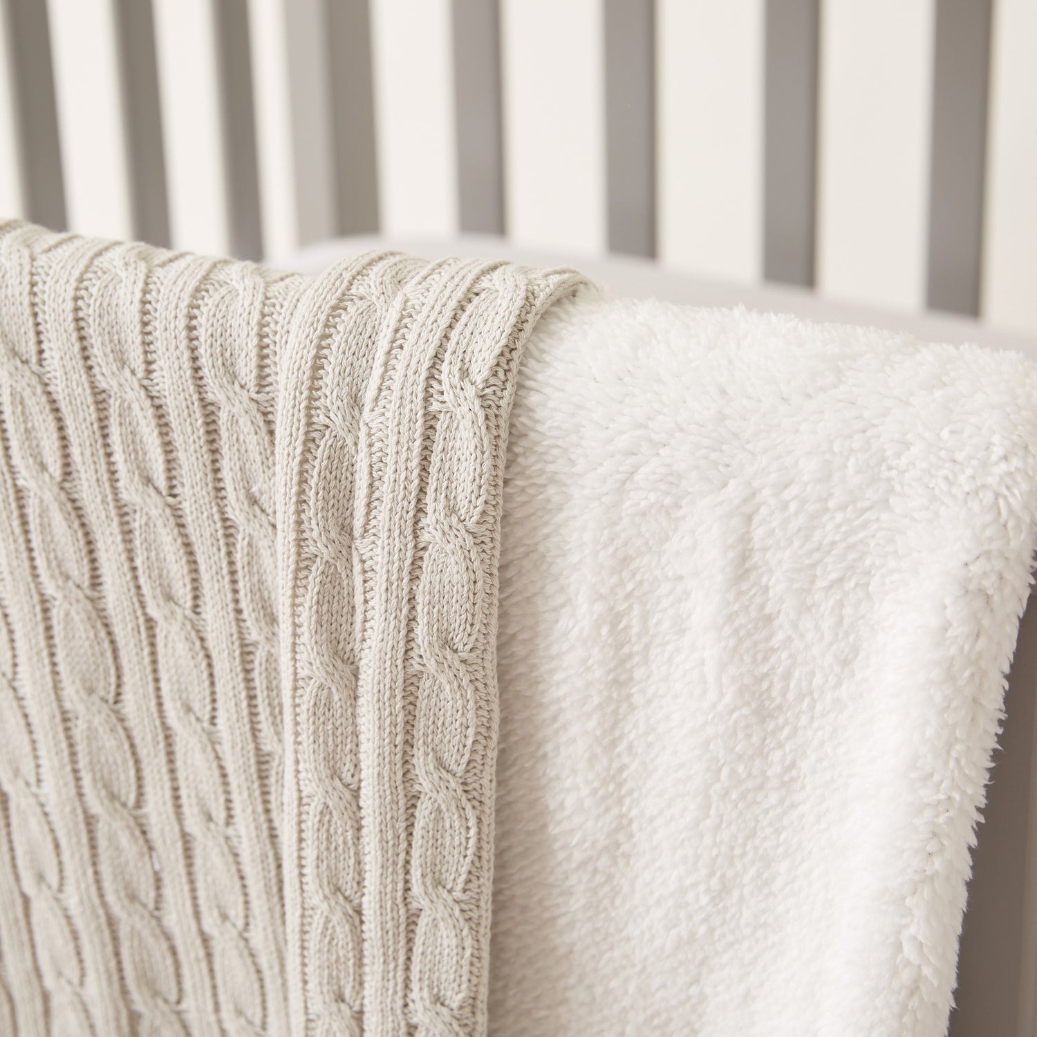 Juniors textured Blanket - 76 x 100 cms