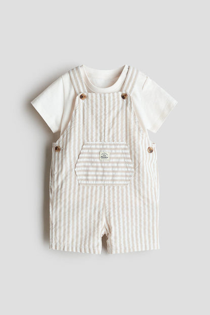 2-piece dungaree shorts and T-shirt set