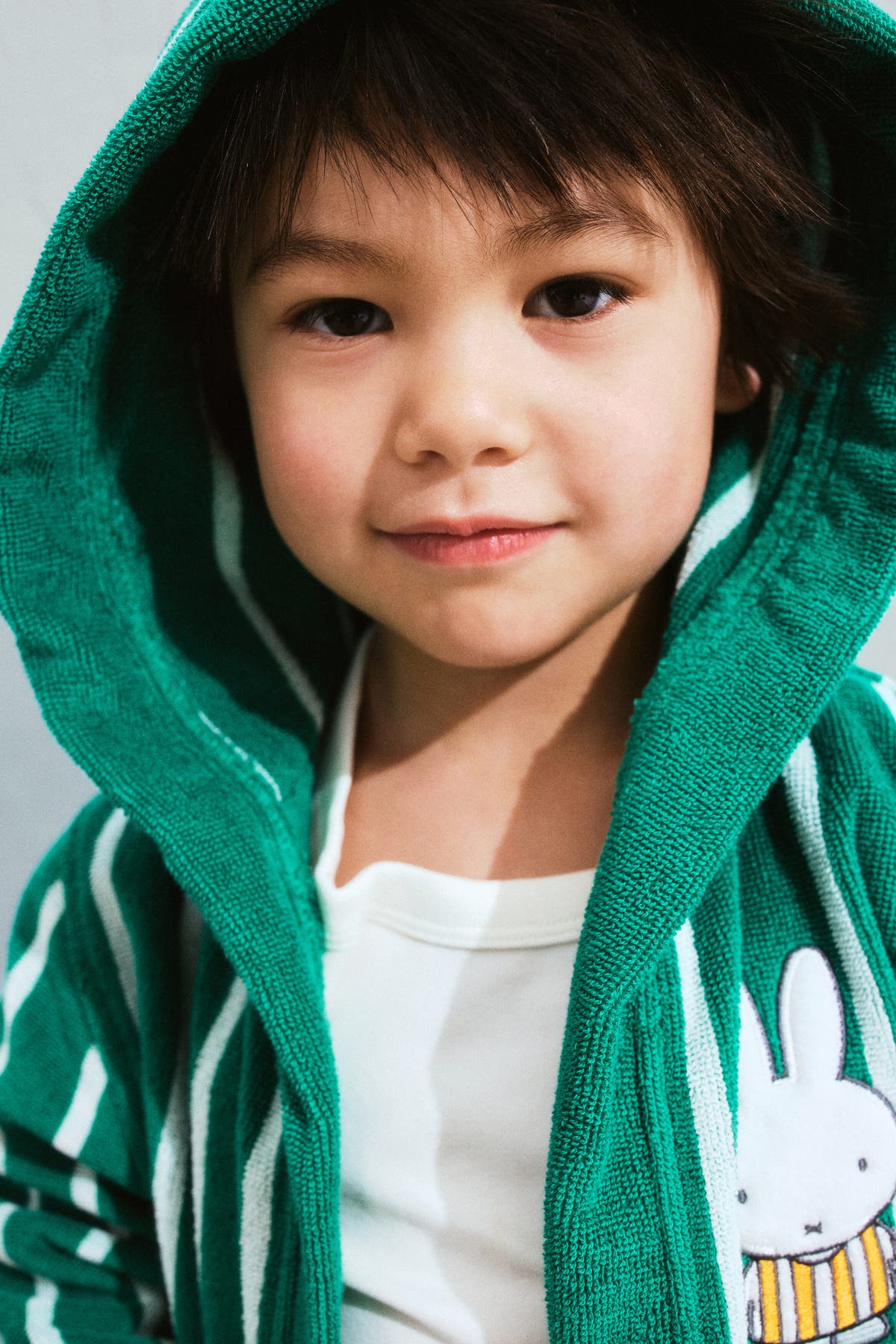 Appliquéd dressing gown